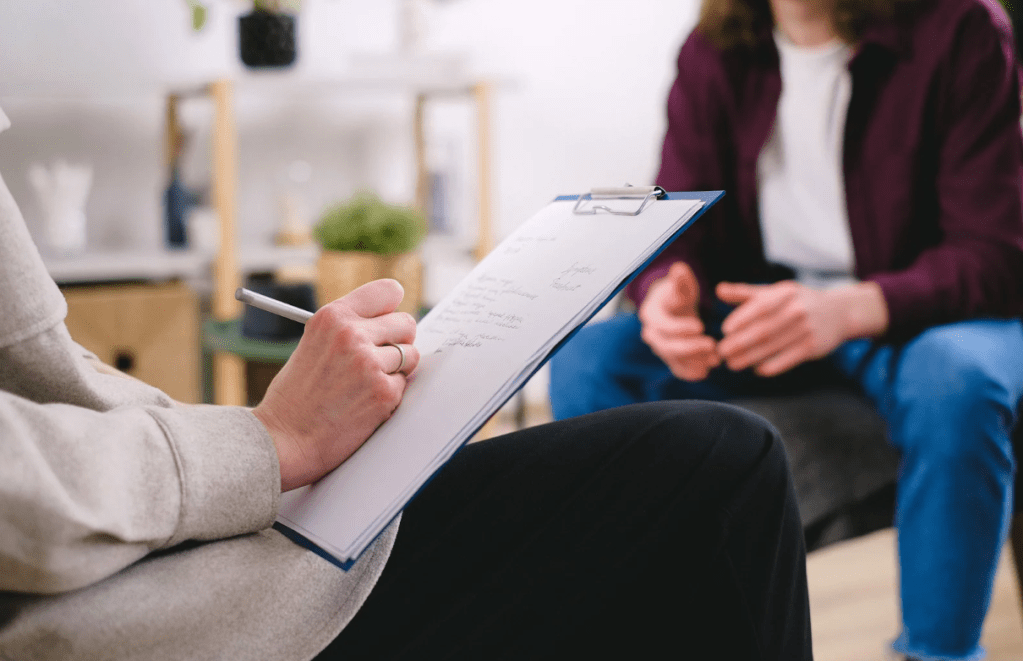 Therapist Red Flags: How to Know When It’s Time to Fire Your Therapist